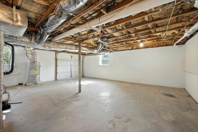 404 Lisle Dr, Clarksville, TN 37042