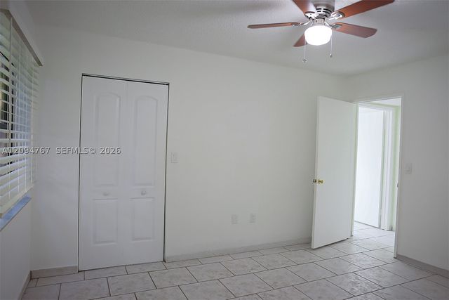 445 W Park Dr 102-4, Miami, FL 33172