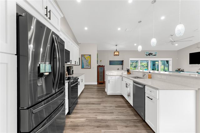 6184 VAN DINE STREET, Englewood, FL 34224