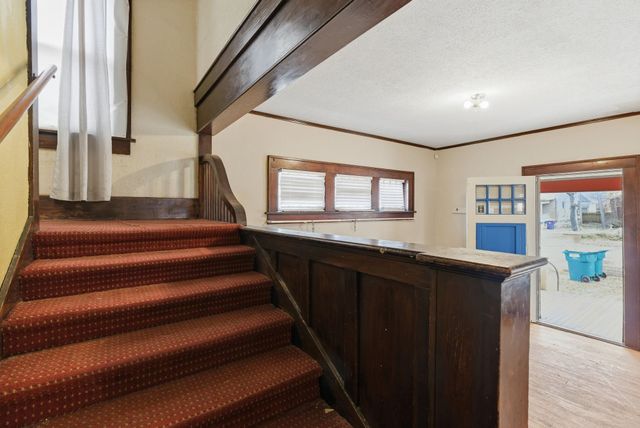 1351 N Wellington Pl, Wichita, KS 67203