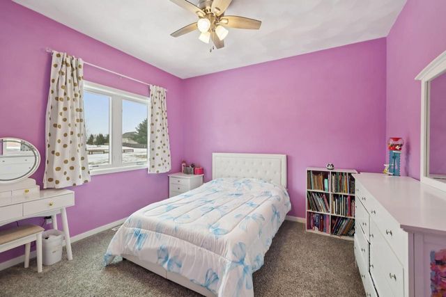 6 N Windmill Ridge Road, Evansville, WI 53536