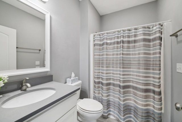 6 N Windmill Ridge Road, Evansville, WI 53536