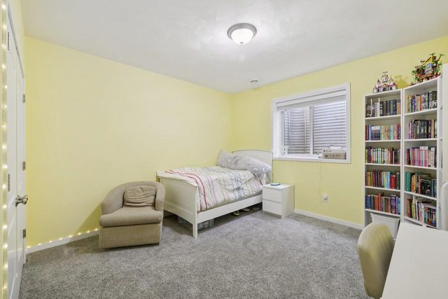 6 N Windmill Ridge Road, Evansville, WI 53536