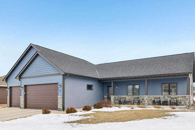 6 N Windmill Ridge Road, Evansville, WI 53536