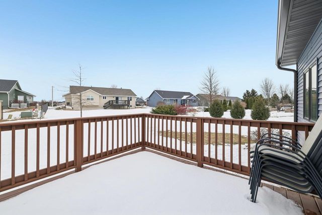 6 N Windmill Ridge Road, Evansville, WI 53536