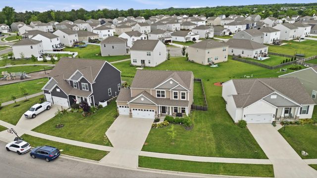 283 Mahogany Lane, Commercial Point, OH 43116