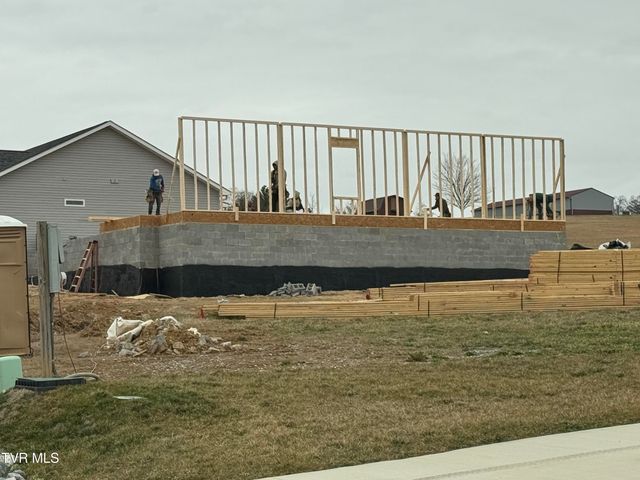 185 Red Tail Ridge, Greeneville, TN 37743