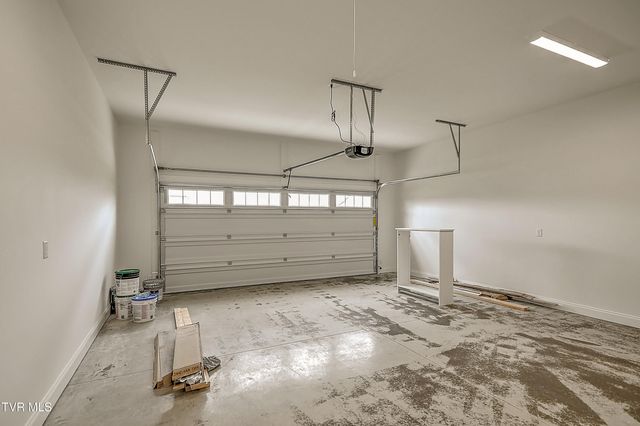 185 Red Tail Ridge, Greeneville, TN 37743