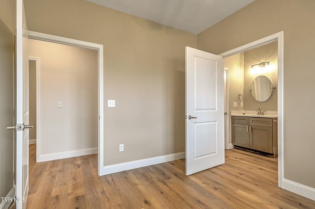 185 Red Tail Ridge, Greeneville, TN 37743