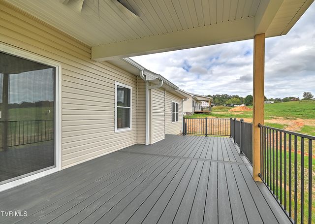 185 Red Tail Ridge, Greeneville, TN 37743