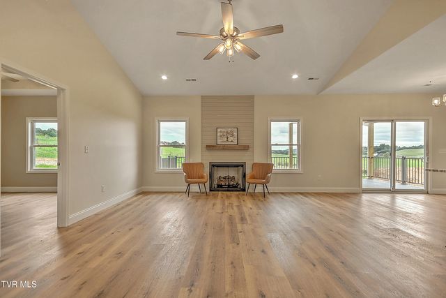 185 Red Tail Ridge, Greeneville, TN 37743