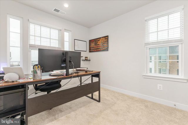 10318 HERITAGE TRAIL CT, Manassas, VA 20109