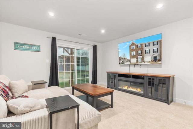 10318 HERITAGE TRAIL CT, Manassas, VA 20109