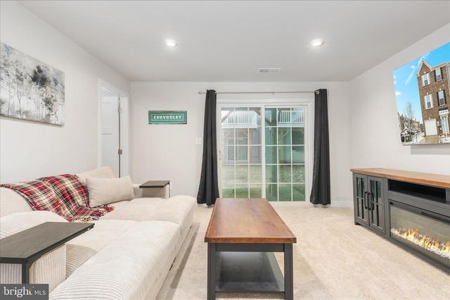 10318 HERITAGE TRAIL CT, Manassas, VA 20109