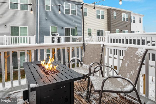 10318 HERITAGE TRAIL CT, Manassas, VA 20109