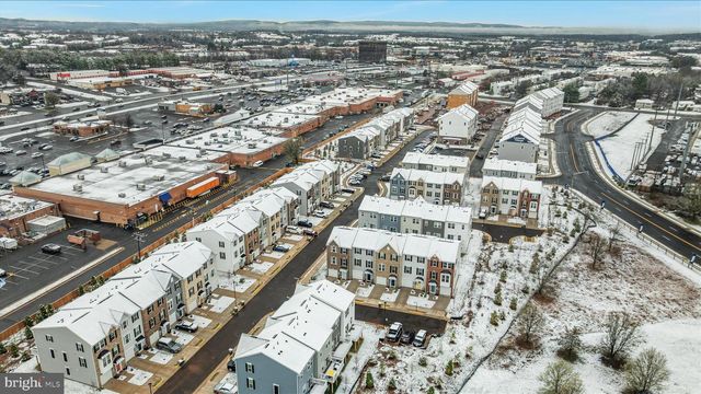 10318 HERITAGE TRAIL CT, Manassas, VA 20109