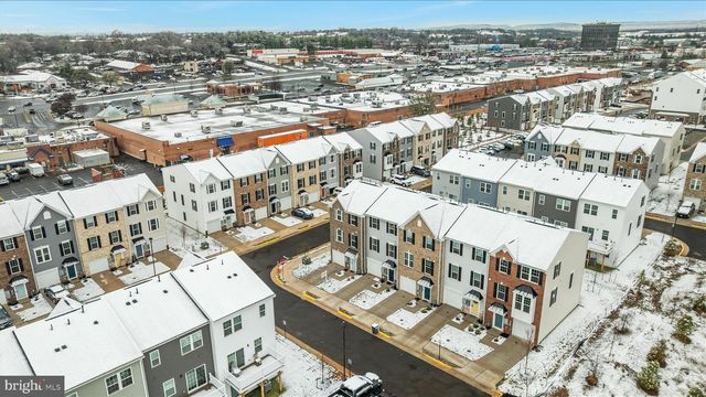 10318 HERITAGE TRAIL CT, Manassas, VA 20109