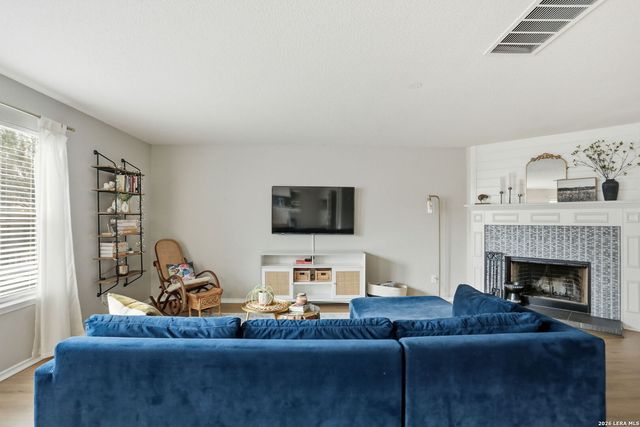 8111 Silver Grv, San Antonio, TX 78254