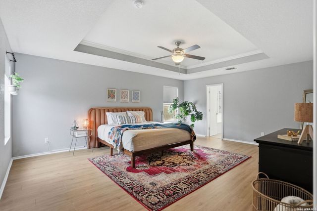 8111 Silver Grv, San Antonio, TX 78254