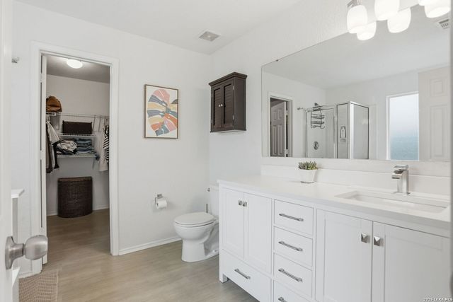 8111 Silver Grv, San Antonio, TX 78254