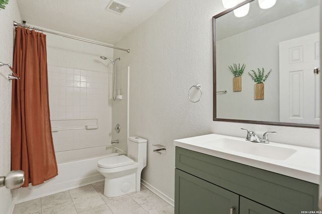 8111 Silver Grv, San Antonio, TX 78254