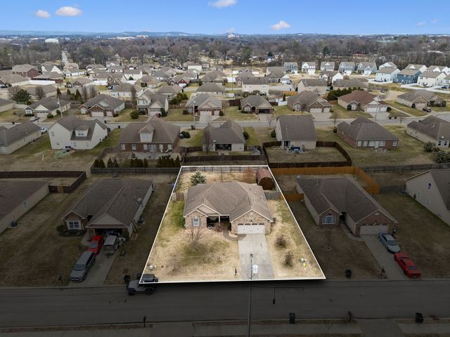 1116 Savannah Ave, Gallatin, TN 37066