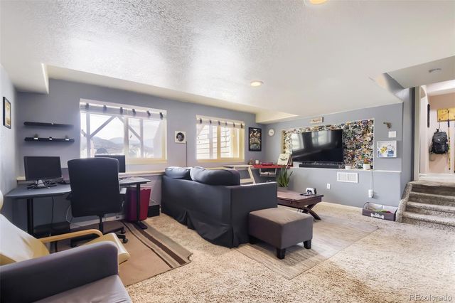7431 Bison Place, Littleton, CO 80125