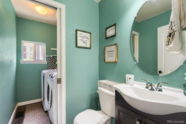 7431 Bison Place, Littleton, CO 80125