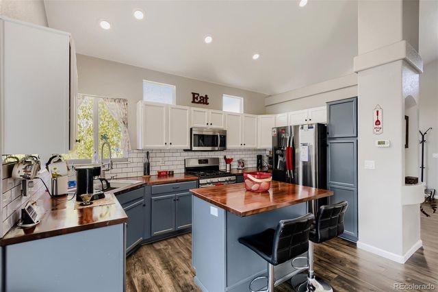 7431 Bison Place, Littleton, CO 80125