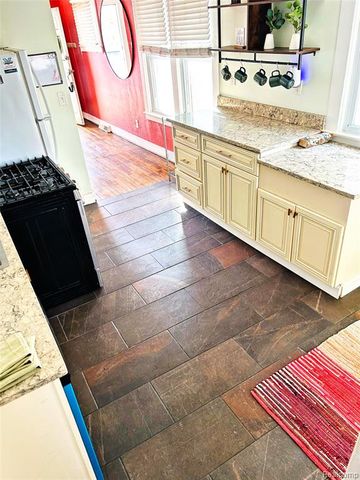 1469 Browning Street, Ferndale, MI 48220