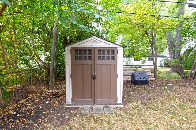 1469 Browning Street, Ferndale, MI 48220