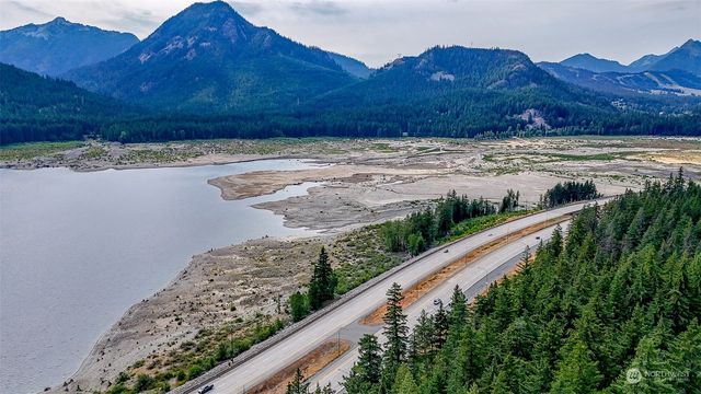 4061 FS RD 4832, Snoqualmie Pass, WA 98068