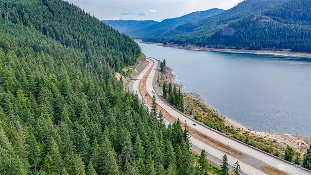 4061 FS RD 4832, Snoqualmie Pass, WA 98068