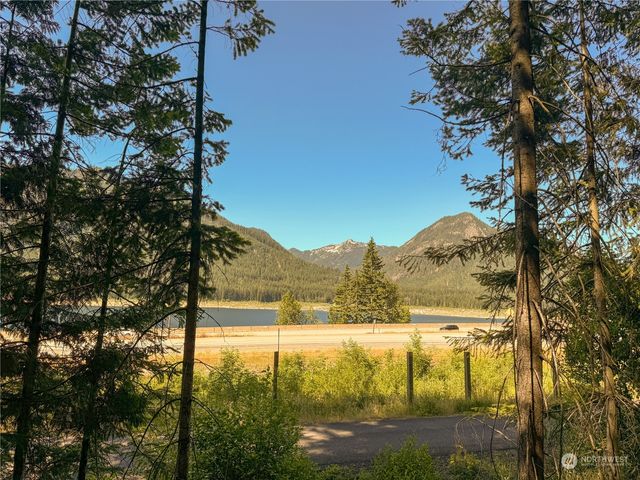 4061 FS RD 4832, Snoqualmie Pass, WA 98068