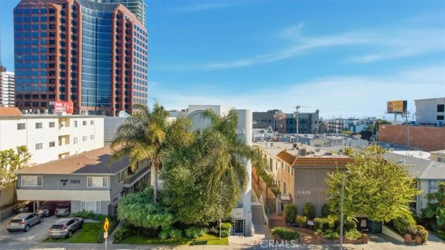 11822 Goshen Avenue 303, Los Angeles, CA 90049