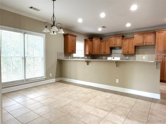 5548 Ash Grove Circle, Montgomery, AL 36116