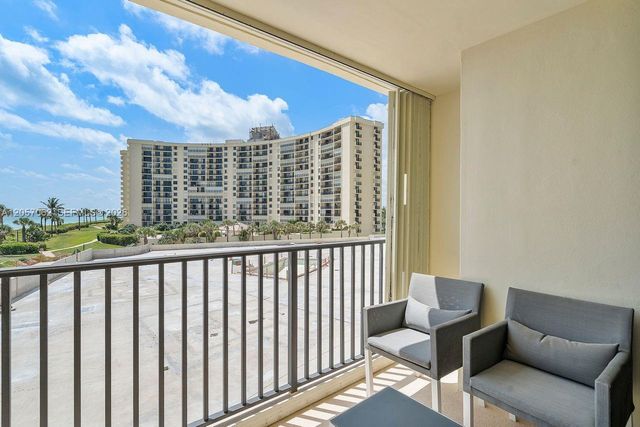 400 Ocean Trail Way 302, Jupiter, FL 33477