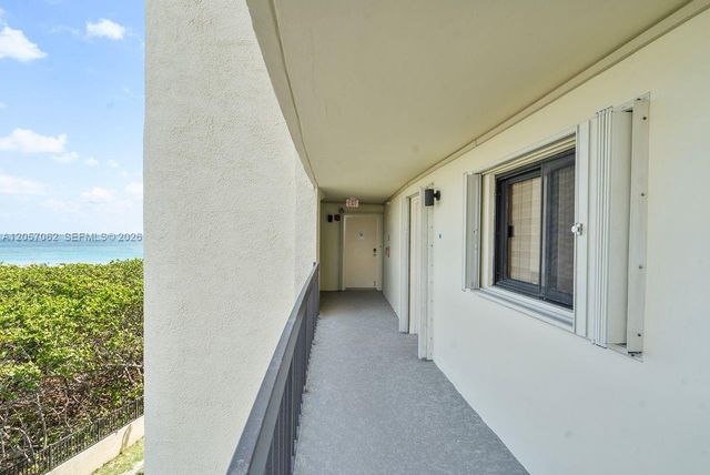 400 Ocean Trail Way 302, Jupiter, FL 33477