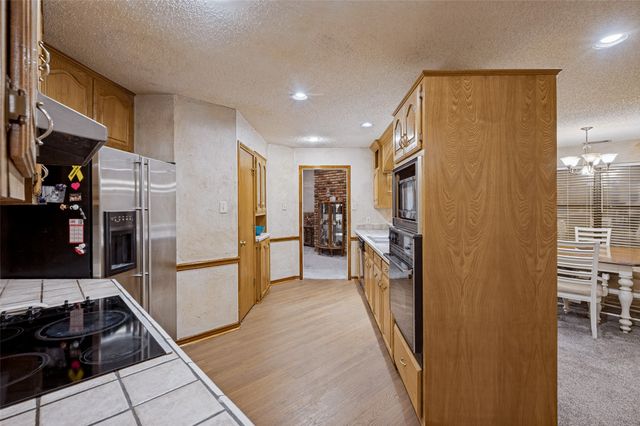 611 Combine Road, Seagoville, TX 75159