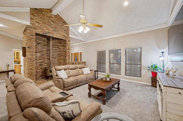 611 Combine Road, Seagoville, TX 75159