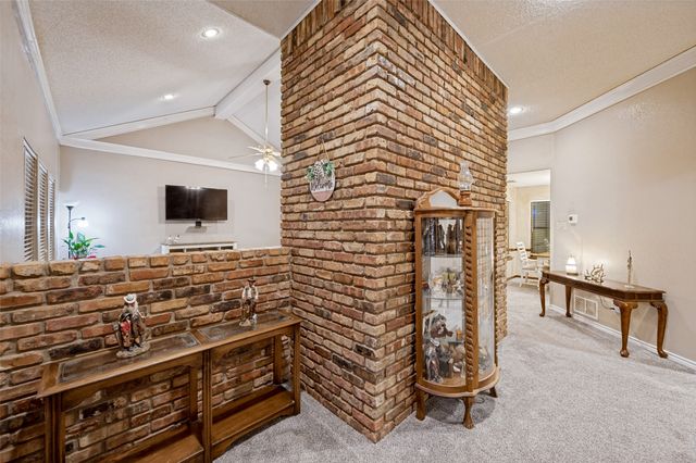 611 Combine Road, Seagoville, TX 75159