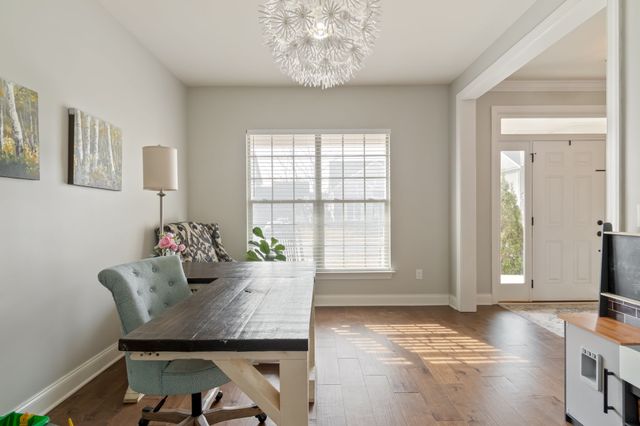 4838 Kingdom Dr, Murfreesboro, TN 37128