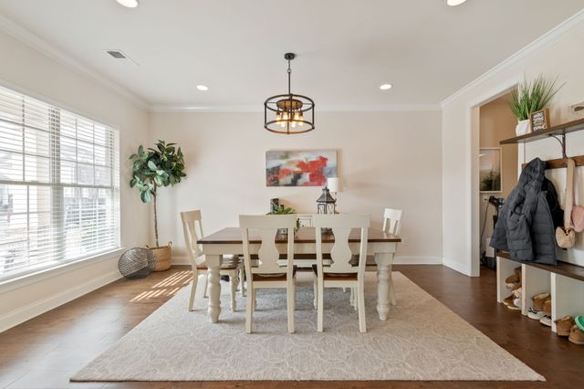 4838 Kingdom Dr, Murfreesboro, TN 37128