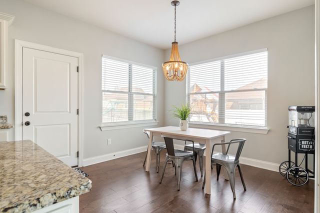 4838 Kingdom Dr, Murfreesboro, TN 37128