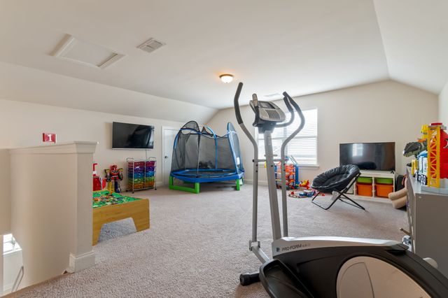 4838 Kingdom Dr, Murfreesboro, TN 37128