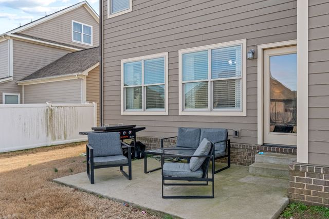 4838 Kingdom Dr, Murfreesboro, TN 37128