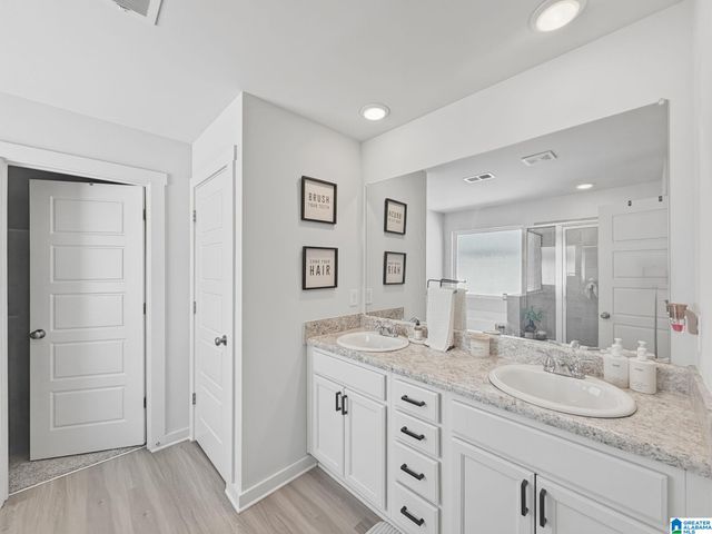 5528 CATHWICK TRACE, Mccalla, AL 35111