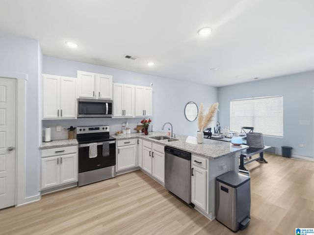 5528 CATHWICK TRACE, Mccalla, AL 35111