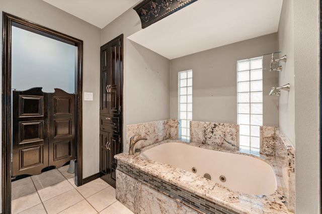 1501 S Lakeshore Drive, Rockwall, TX 75087