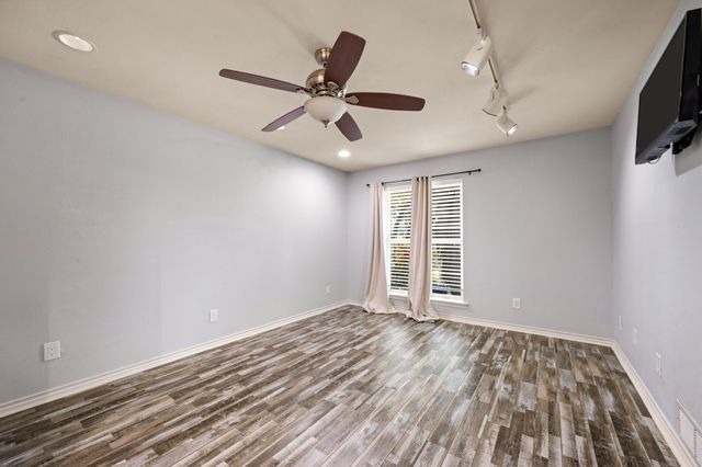 1501 S Lakeshore Drive, Rockwall, TX 75087